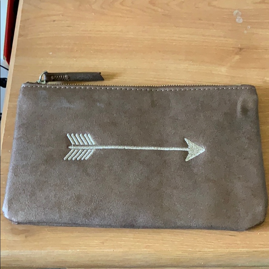 Stella & Dot Case